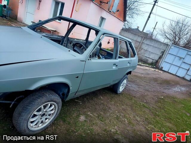 ВАЗ 2114 Самара, объемом двигателя 1.6 л и пробегом 0 тыс. км за 3000 $, фото 4 на Automoto.ua