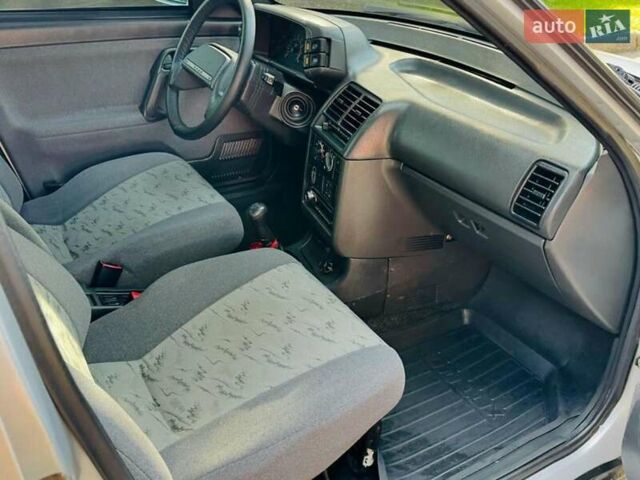 ВАЗ 2114 Самара, об'ємом двигуна 1.6 л та пробігом 73 тис. км за 2350 $, фото 14 на Automoto.ua