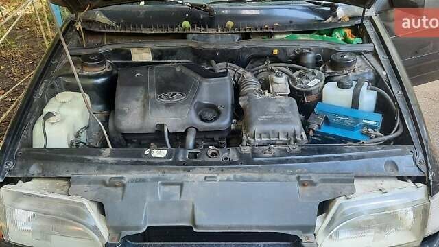 ВАЗ 2114 Самара, об'ємом двигуна 1.6 л та пробігом 250 тис. км за 1000 $, фото 4 на Automoto.ua