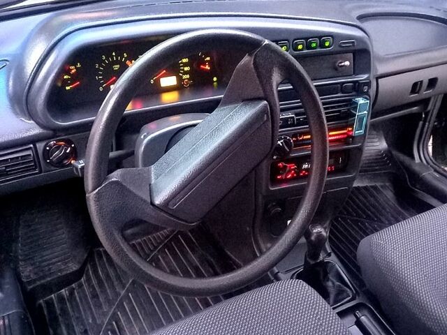 ВАЗ 2114 Самара, об'ємом двигуна 16 л та пробігом 132 тис. км за 1800 $, фото 4 на Automoto.ua