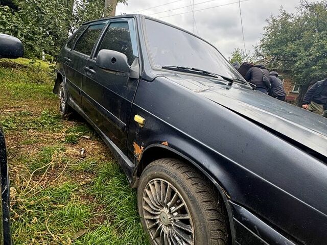 ВАЗ 2114 Самара, объемом двигателя 1.6 л и пробегом 180 тыс. км за 2000 $, фото 5 на Automoto.ua