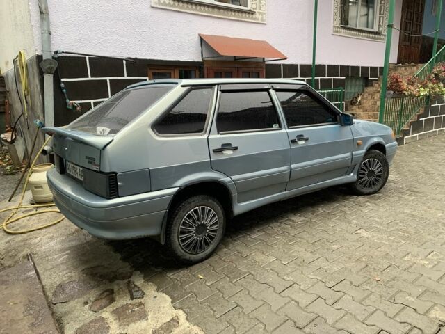 Серый ВАЗ 2114 Самара, объемом двигателя 1.5 л и пробегом 528 тыс. км за 1150 $, фото 2 на Automoto.ua