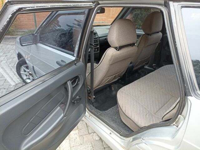 ВАЗ 2114 Самара 2004 у Львові на Automoto.ua Сірий ВАЗ 2114 Самара, об'ємом двигуна 1.5 л та пробігом 231 тис. км за 1450 $, фото 6 на Automoto.ua