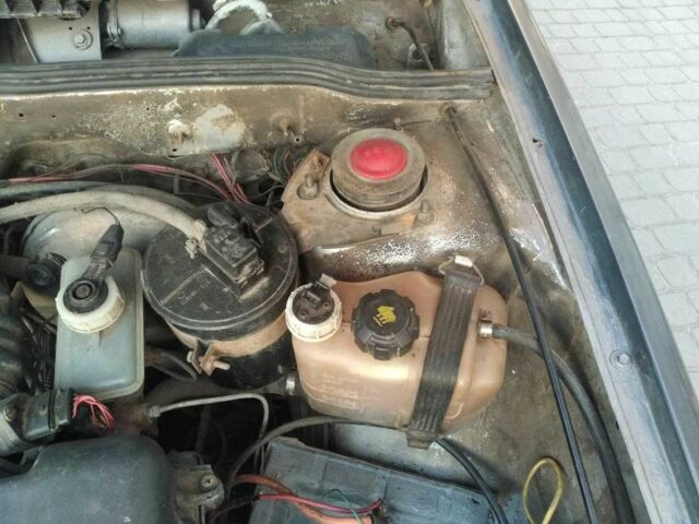 Сірий ВАЗ 2114 Самара, об'ємом двигуна 1.5 л та пробігом 198 тис. км за 1183 $, фото 12 на Automoto.ua