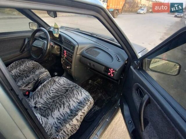 Серый ВАЗ 2114 Самара, объемом двигателя 1.5 л и пробегом 200 тыс. км за 1650 $, фото 8 на Automoto.ua