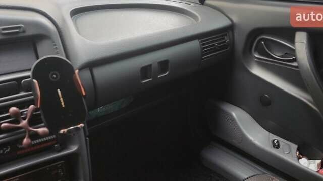 Серый ВАЗ 2114 Самара, объемом двигателя 1.5 л и пробегом 210 тыс. км за 1650 $, фото 2 на Automoto.ua