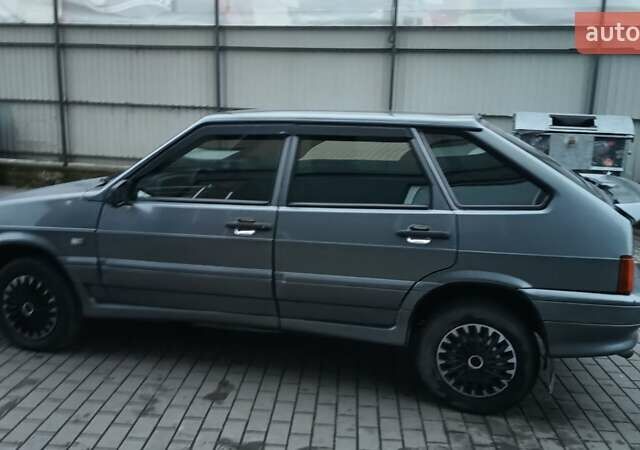 Серый ВАЗ 2114 Самара, объемом двигателя 1.5 л и пробегом 274 тыс. км за 1550 $, фото 1 на Automoto.ua