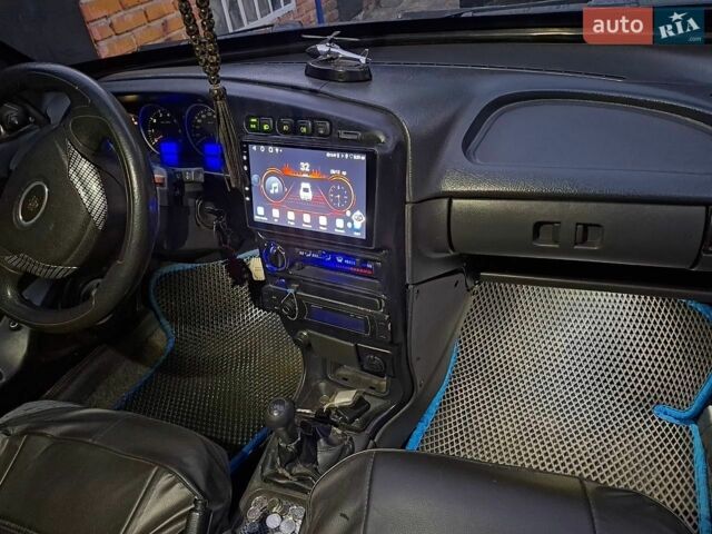 Серый ВАЗ 2114 Самара, объемом двигателя 1.5 л и пробегом 300 тыс. км за 1550 $, фото 5 на Automoto.ua