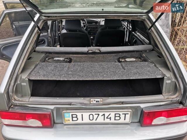 Серый ВАЗ 2114 Самара, объемом двигателя 1.5 л и пробегом 350 тыс. км за 2000 $, фото 11 на Automoto.ua