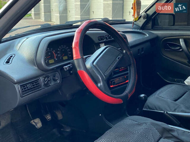 Серый ВАЗ 2114 Самара, объемом двигателя 1.5 л и пробегом 290 тыс. км за 2300 $, фото 12 на Automoto.ua