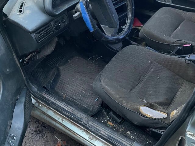 Серый ВАЗ 2114 Самара, объемом двигателя 1.5 л и пробегом 2 тыс. км за 500 $, фото 5 на Automoto.ua