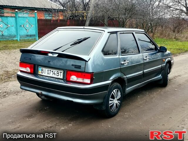 Серый ВАЗ 2114 Самара, объемом двигателя 1.5 л и пробегом 350 тыс. км за 2000 $, фото 2 на Automoto.ua