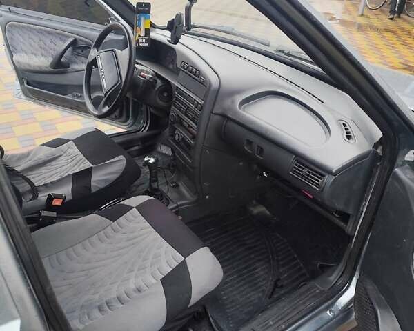 Серый ВАЗ 2114 Самара, объемом двигателя 1.5 л и пробегом 282 тыс. км за 1850 $, фото 10 на Automoto.ua