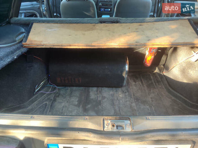 Серый ВАЗ 2114 Самара, объемом двигателя 1.5 л и пробегом 289 тыс. км за 1800 $, фото 8 на Automoto.ua