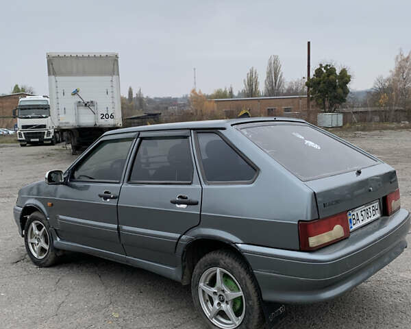 Серый ВАЗ 2114 Самара, объемом двигателя 1.6 л и пробегом 280 тыс. км за 850 $, фото 2 на Automoto.ua