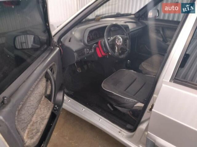Серый ВАЗ 2114 Самара, объемом двигателя 1.5 л и пробегом 213 тыс. км за 950 $, фото 8 на Automoto.ua