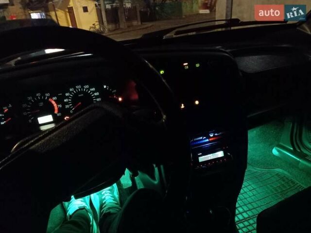 Серый ВАЗ 2114 Самара, объемом двигателя 1.5 л и пробегом 260 тыс. км за 1700 $, фото 2 на Automoto.ua