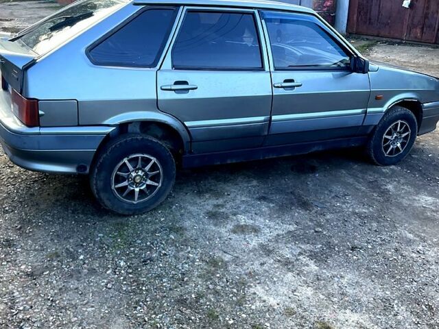 Серый ВАЗ 2114 Самара, объемом двигателя 1.5 л и пробегом 300 тыс. км за 1700 $, фото 3 на Automoto.ua