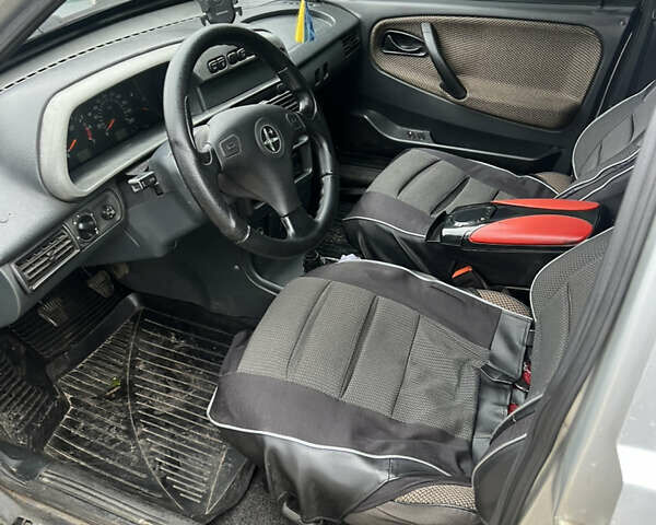 Сірий ВАЗ 2114 Самара, об'ємом двигуна 1.6 л та пробігом 26 тис. км за 1299 $, фото 4 на Automoto.ua