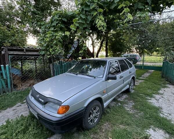 Серый ВАЗ 2114 Самара, объемом двигателя 1.5 л и пробегом 122 тыс. км за 1500 $, фото 3 на Automoto.ua