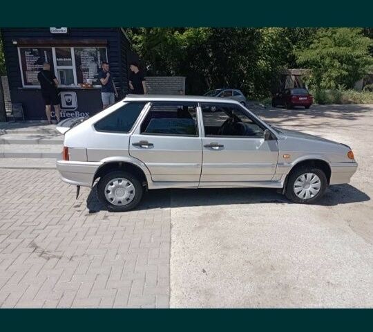 Серый ВАЗ 2114 Самара, объемом двигателя 1.5 л и пробегом 200 тыс. км за 1691 $, фото 3 на Automoto.ua