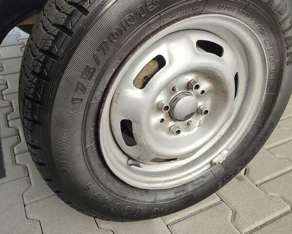 Серый ВАЗ 2114 Самара, объемом двигателя 1.5 л и пробегом 114 тыс. км за 1550 $, фото 4 на Automoto.ua