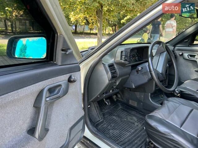 ВАЗ 2114 Самара 2006 в Одессе на Automoto.ua Серый ВАЗ 2114 Самара, объемом двигателя 1.6 л и пробегом 126 тыс. км за 2700 $, фото 4 на Automoto.ua