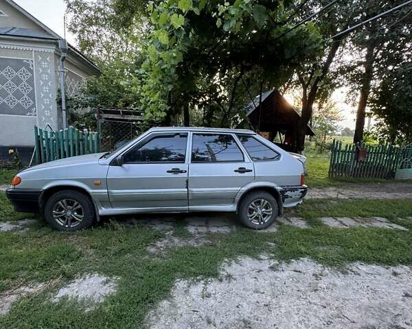 Серый ВАЗ 2114 Самара, объемом двигателя 1.5 л и пробегом 122 тыс. км за 1500 $, фото 2 на Automoto.ua