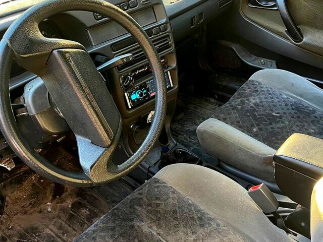 Серый ВАЗ 2114 Самара, объемом двигателя 1.5 л и пробегом 300 тыс. км за 1700 $, фото 6 на Automoto.ua