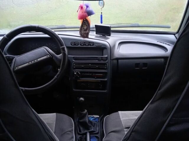 Серый ВАЗ 2114 Самара, объемом двигателя 1.5 л и пробегом 160 тыс. км за 2100 $, фото 7 на Automoto.ua