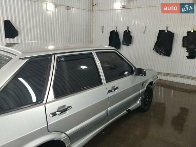 Серый ВАЗ 2114 Самара, объемом двигателя 1.5 л и пробегом 213 тыс. км за 950 $, фото 5 на Automoto.ua