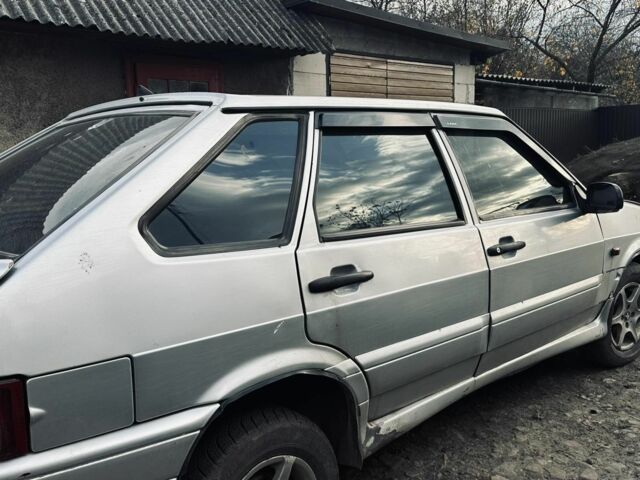 Серый ВАЗ 2114 Самара, объемом двигателя 1.5 л и пробегом 189 тыс. км за 900 $, фото 2 на Automoto.ua