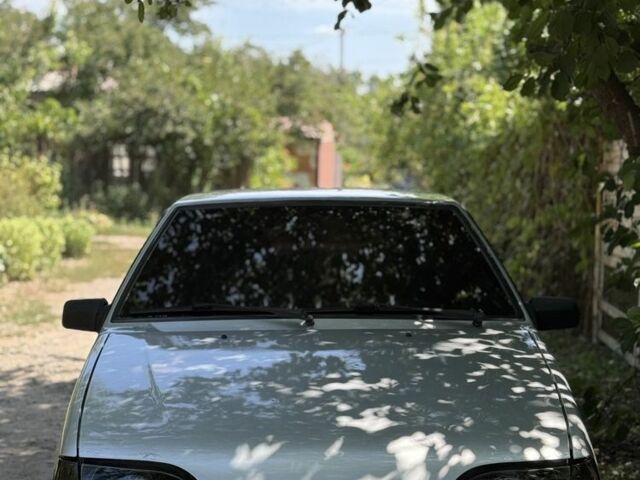 Серый ВАЗ 2114 Самара, объемом двигателя 1.6 л и пробегом 369 тыс. км за 2500 $, фото 4 на Automoto.ua