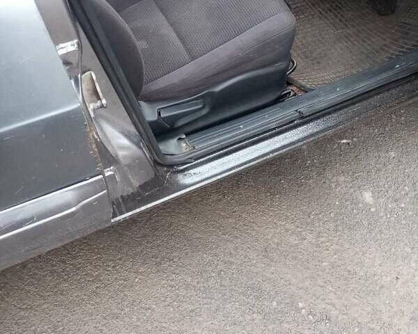 Серый ВАЗ 2114 Самара, объемом двигателя 1.6 л и пробегом 200 тыс. км за 1700 $, фото 3 на Automoto.ua