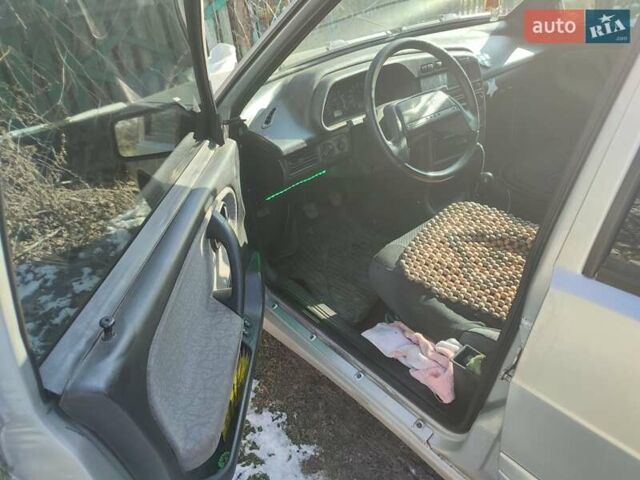 Серый ВАЗ 2114 Самара, объемом двигателя 1.6 л и пробегом 140 тыс. км за 2440 $, фото 14 на Automoto.ua