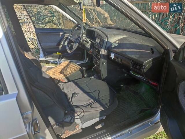Серый ВАЗ 2114 Самара, объемом двигателя 1.6 л и пробегом 140 тыс. км за 2440 $, фото 13 на Automoto.ua