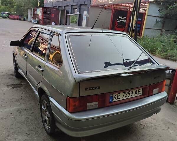 Серый ВАЗ 2114 Самара, объемом двигателя 1.6 л и пробегом 116 тыс. км за 2400 $, фото 4 на Automoto.ua