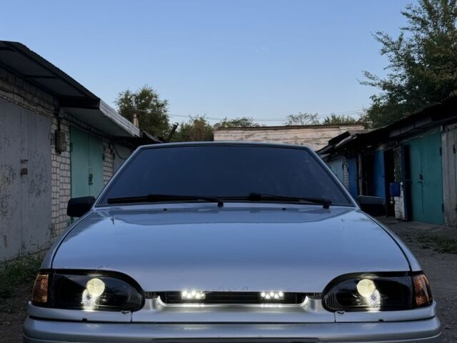 Серый ВАЗ 2114 Самара, объемом двигателя 1.6 л и пробегом 369 тыс. км за 2500 $, фото 2 на Automoto.ua