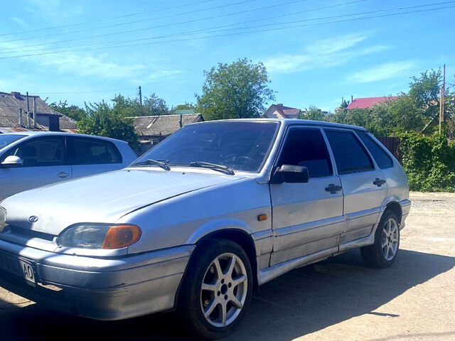 Серый ВАЗ 2114 Самара, объемом двигателя 1.6 л и пробегом 200 тыс. км за 1400 $, фото 2 на Automoto.ua