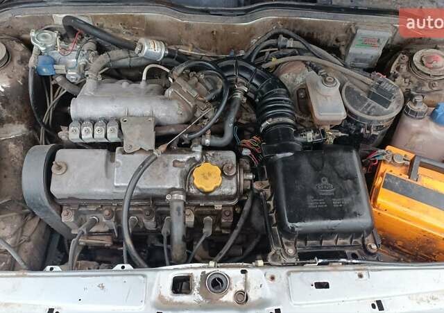 ВАЗ 2114 Самара 2007 у Сквира на Automoto.ua Сірий ВАЗ 2114 Самара, об'ємом двигуна 1.6 л та пробігом 300 тис. км за 1100 $, фото 13 на Automoto.ua