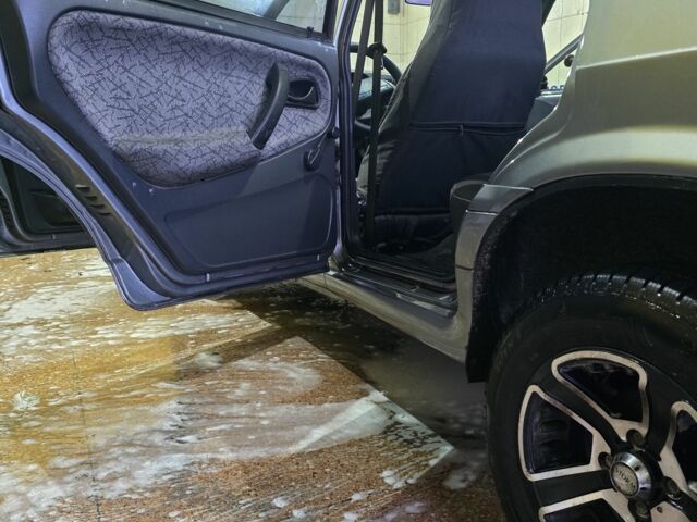 Сірий ВАЗ 2114 Самара, об'ємом двигуна 1.6 л та пробігом 196 тис. км за 1950 $, фото 3 на Automoto.ua