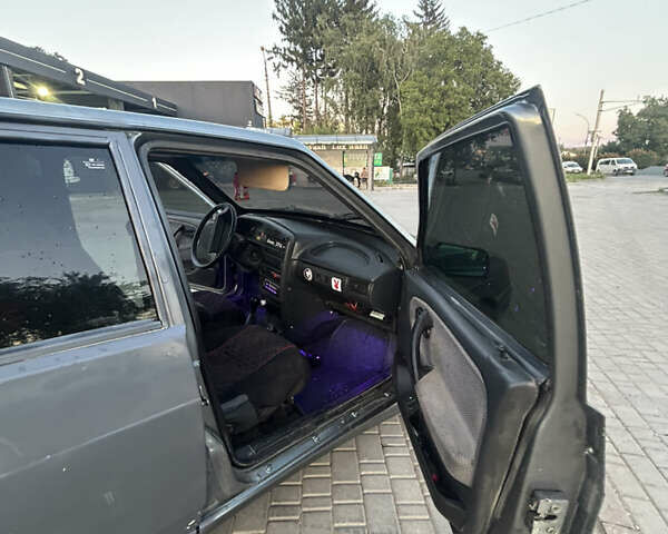 Серый ВАЗ 2114 Самара, объемом двигателя 1.6 л и пробегом 200 тыс. км за 1200 $, фото 17 на Automoto.ua