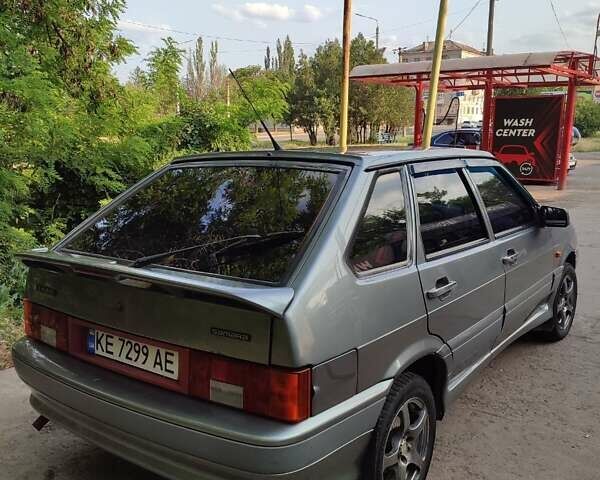 Серый ВАЗ 2114 Самара, объемом двигателя 1.6 л и пробегом 116 тыс. км за 2400 $, фото 2 на Automoto.ua