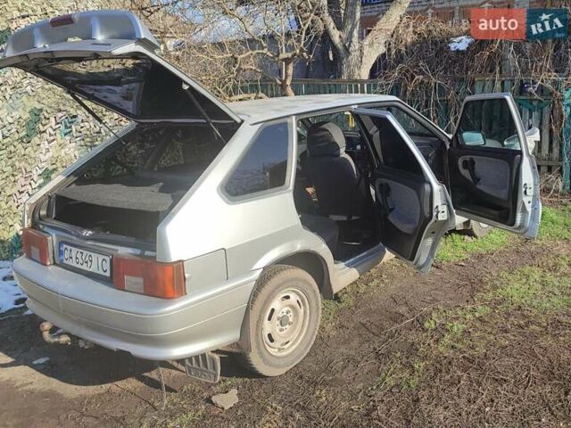 Серый ВАЗ 2114 Самара, объемом двигателя 1.6 л и пробегом 140 тыс. км за 2440 $, фото 2 на Automoto.ua