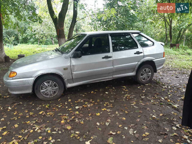Серый ВАЗ 2114 Самара, объемом двигателя 1.6 л и пробегом 220 тыс. км за 870 $, фото 3 на Automoto.ua