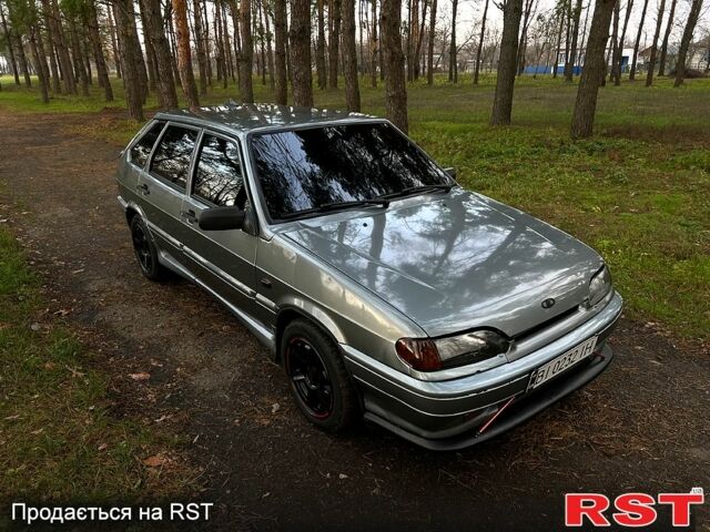 Серый ВАЗ 2114 Самара, объемом двигателя 1.6 л и пробегом 200 тыс. км за 2950 $, фото 2 на Automoto.ua