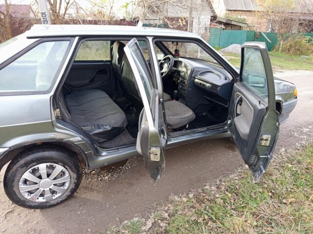 Серый ВАЗ 2114 Самара, объемом двигателя 1.6 л и пробегом 160 тыс. км за 1100 $, фото 10 на Automoto.ua
