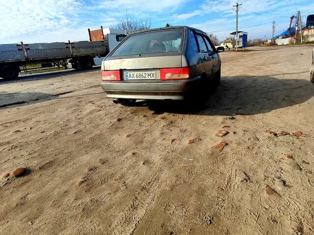 Серый ВАЗ 2114 Самара, объемом двигателя 1.6 л и пробегом 266 тыс. км за 1000 $, фото 2 на Automoto.ua