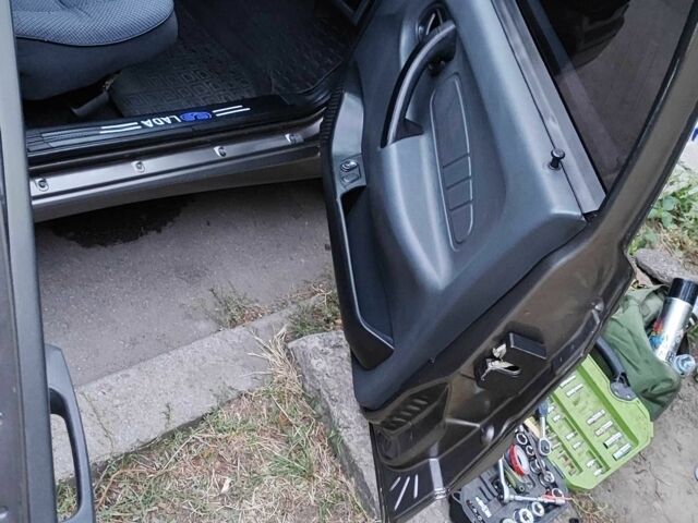 ВАЗ 2114 Самара 2008 в Запорожье на Automoto.ua Серый ВАЗ 2114 Самара, объемом двигателя 1.6 л и пробегом 191 тыс. км за 1700 $, фото 20 на Automoto.ua