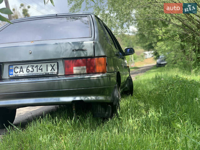 Серый ВАЗ 2114 Самара, объемом двигателя 1.6 л и пробегом 460 тыс. км за 1750 $, фото 9 на Automoto.ua